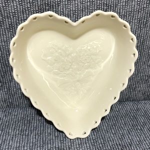 Longaberger Sweetheart Bowl